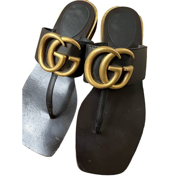 Gucci Black Leather Thong Sandals with Gold Double G - Picture 4 of 8